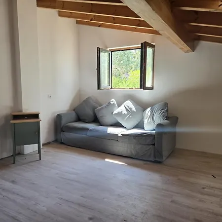 Oku בית אירוח מונצ'יק